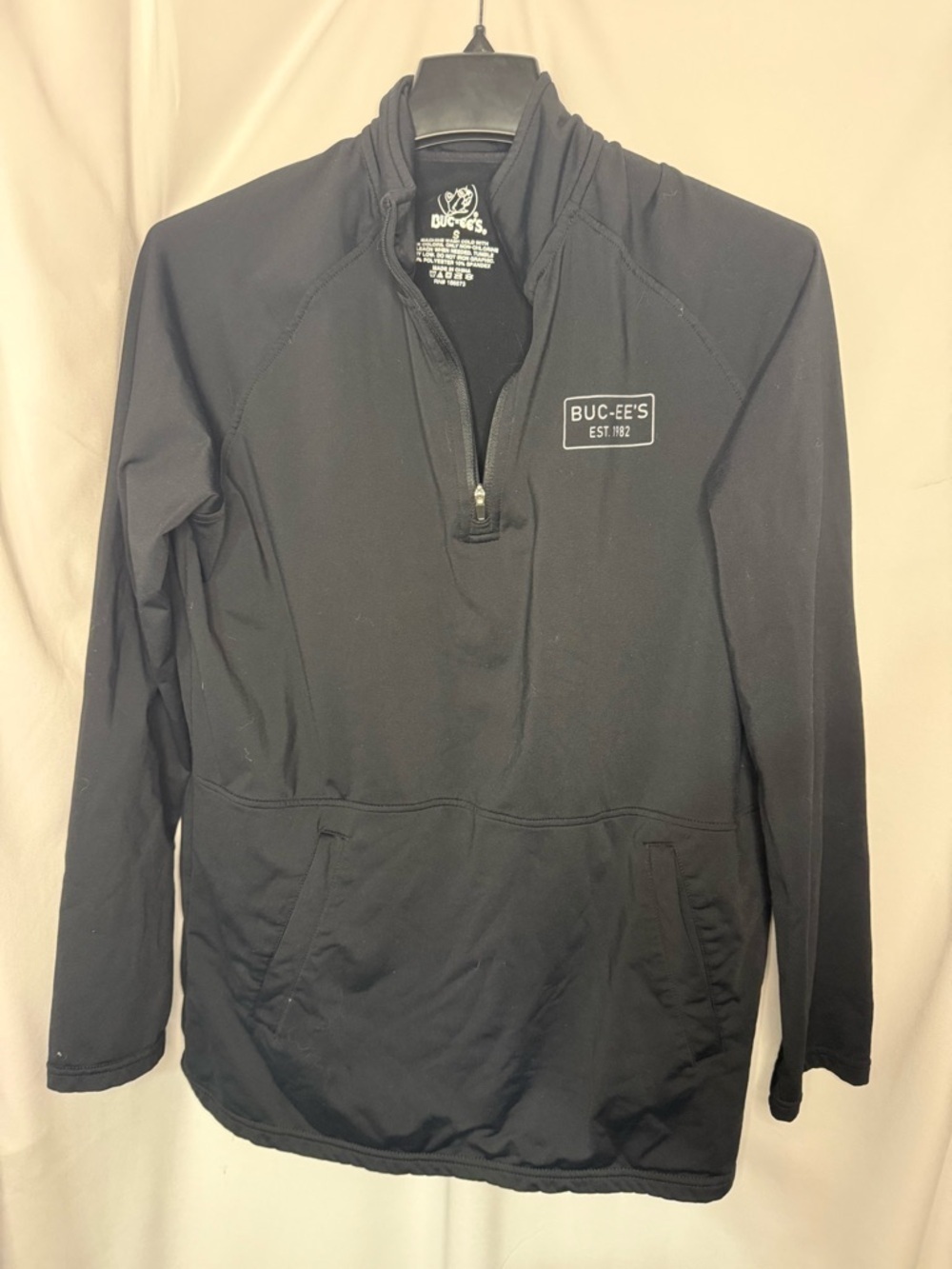 Buc-ee's Men’s Black Quarter-Zip Pullover